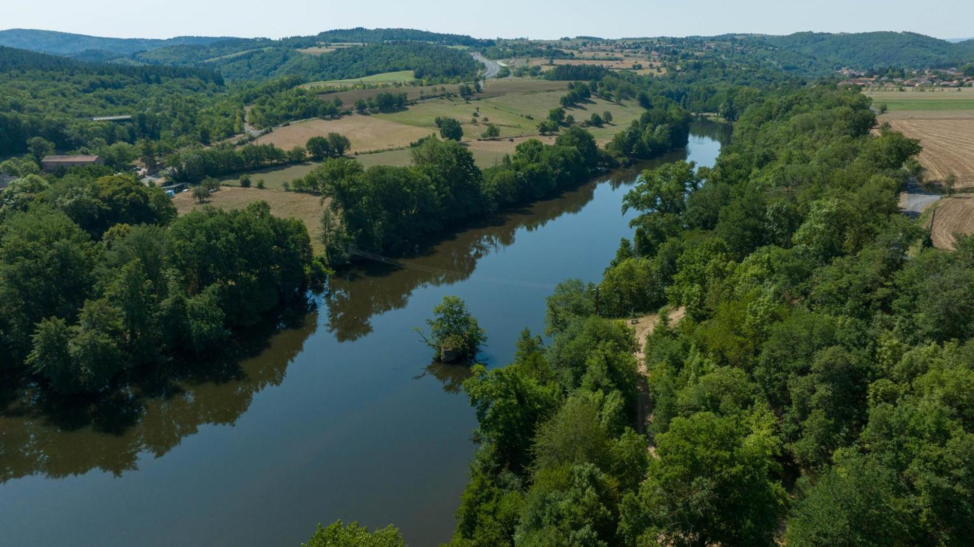 Camping De La Bageasse Brioude Exteriér fotografie