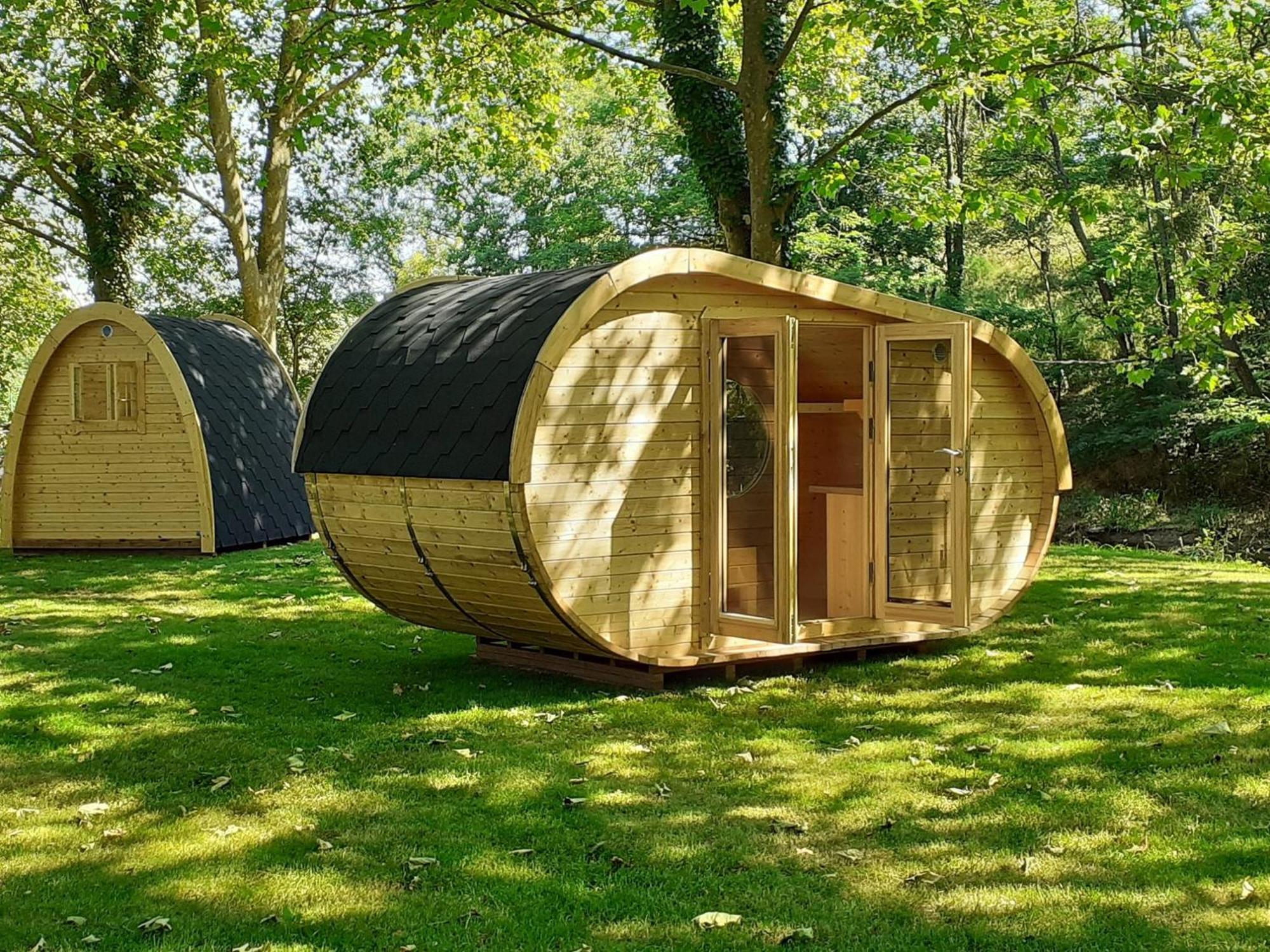 Camping De La Bageasse Brioude Exteriér fotografie