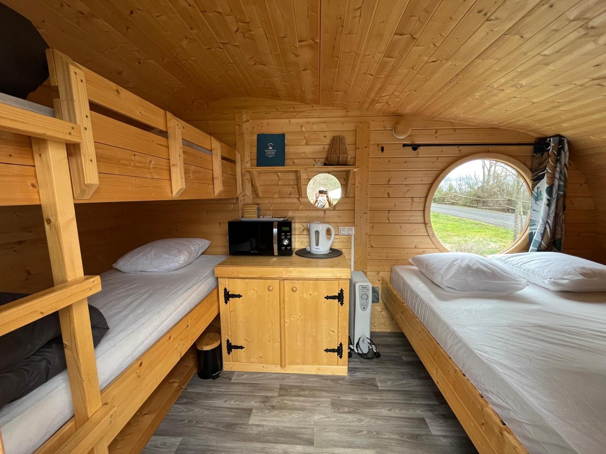Camping De La Bageasse Brioude Exteriér fotografie